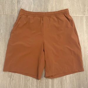 Lululemon Pace Breaker 9’ Shorts